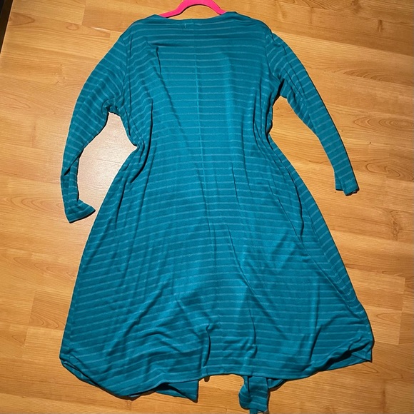 🚫DONATED🚫 - Picture 2 of 6